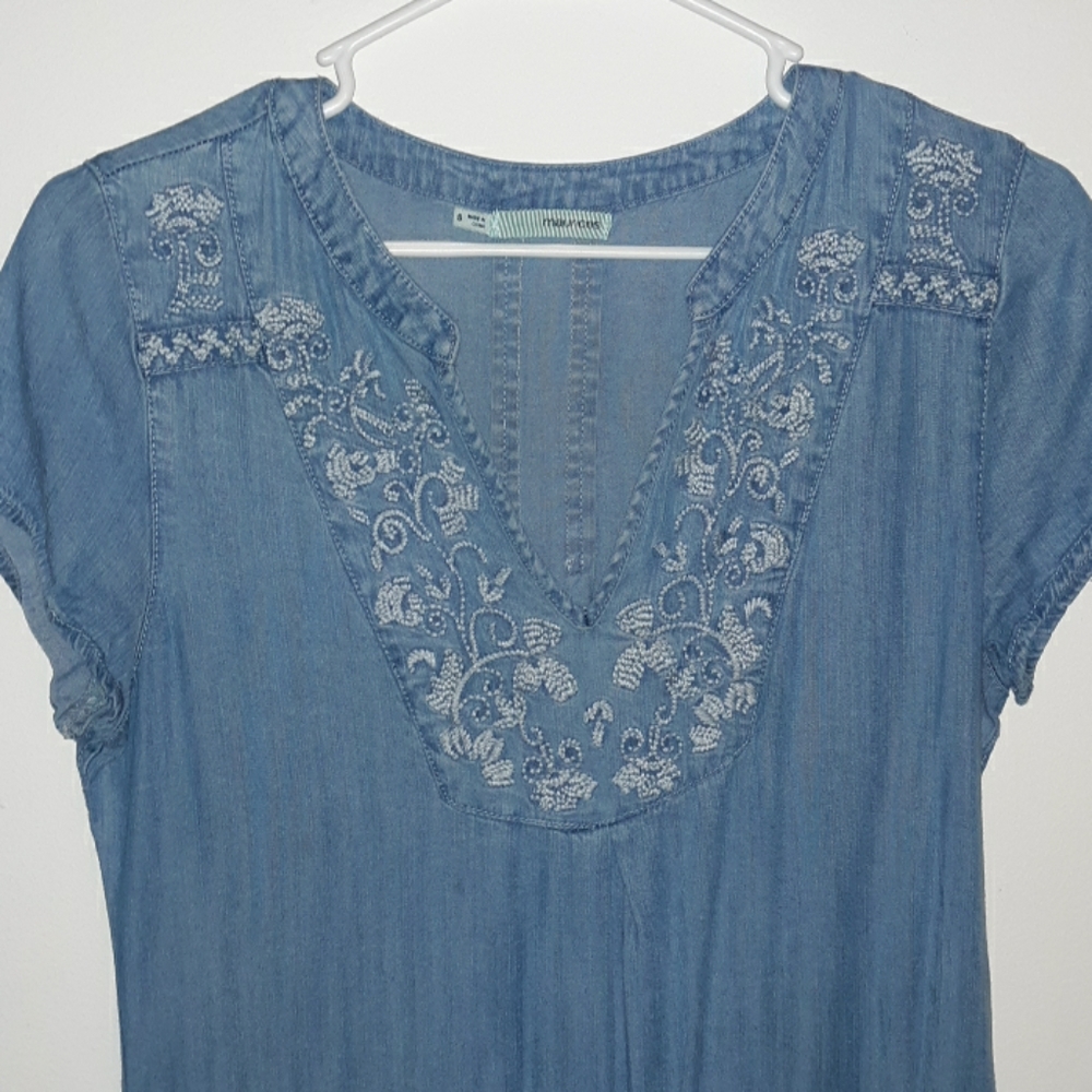 A blue denim "look" mid thigh dress